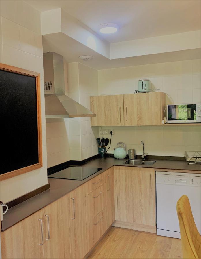 Apartamento Ibon Apartment เบนาสเก ภายนอก รูปภาพ